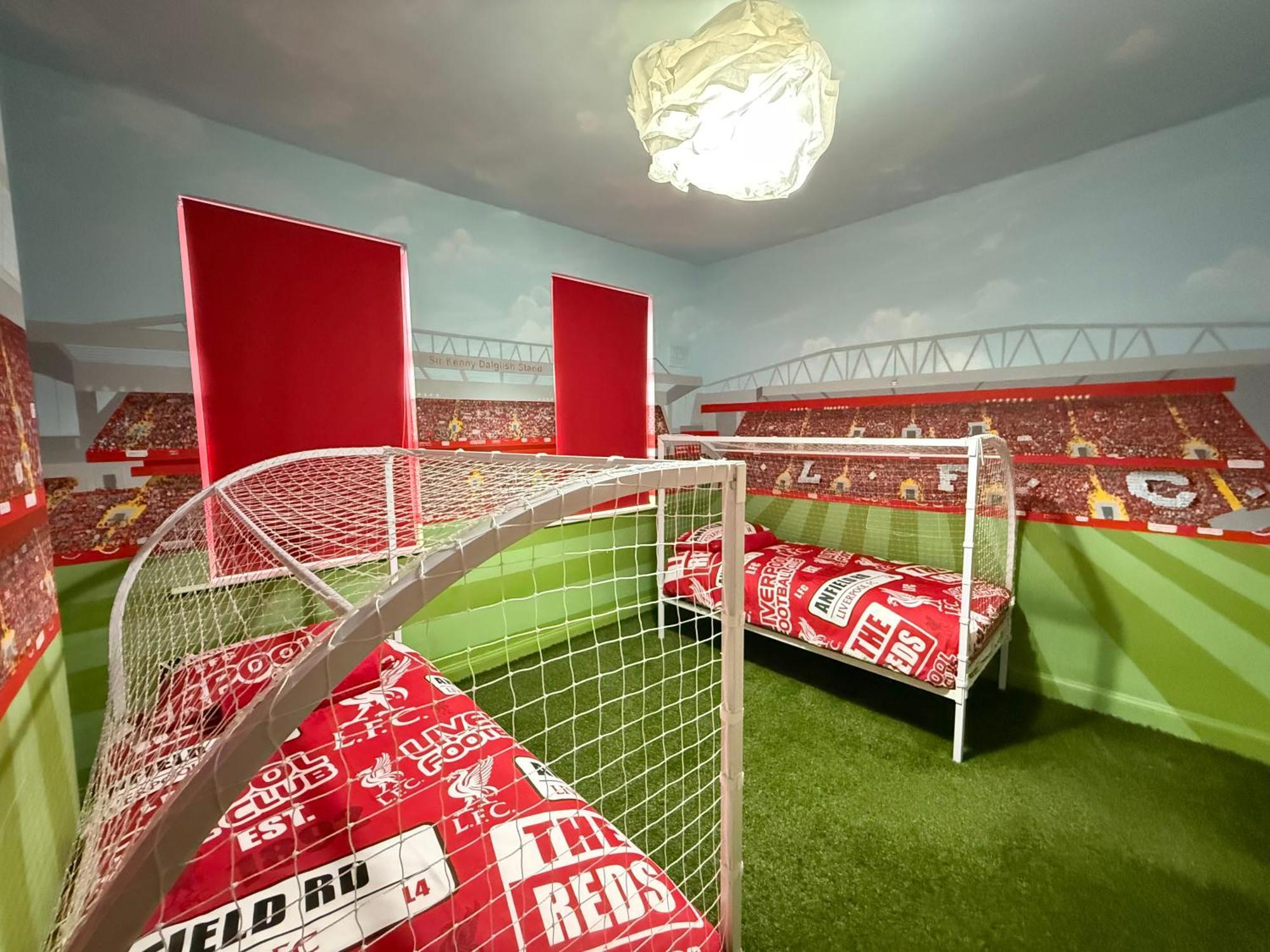 Anfield Abode - Entire Lfc Themed House Liverpool Exterior foto